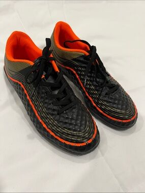 Hawkwell Black & Orange Kids Indoor Soccer Sneakers